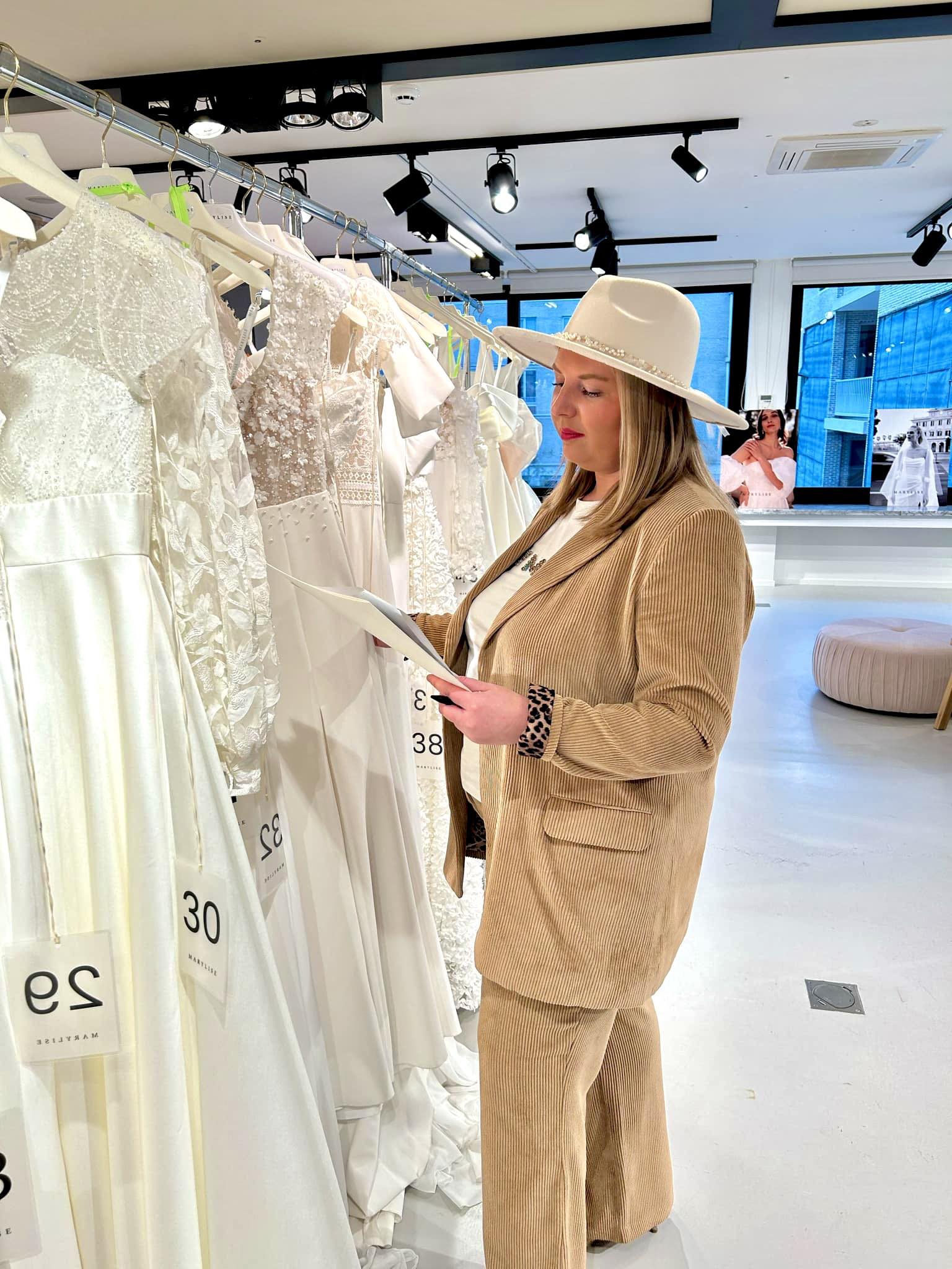 rêve de dentelle robes de mariée à mons Robe de mariée Angela Bianca, robe de mariée bohème